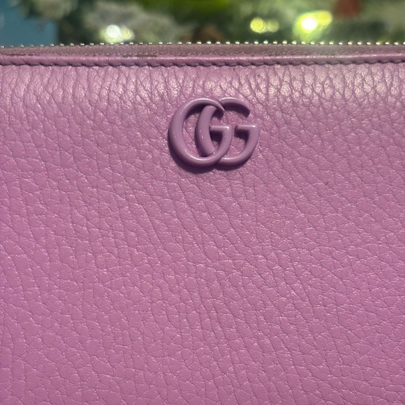 Gucci GG Marmont Purple / Lavendar Pastel Monochrome Long Zippy Wallet EUC - Picture 2 of 10